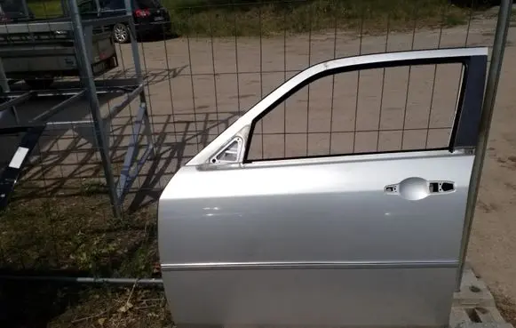 Chrysler 300 - 300C Front door