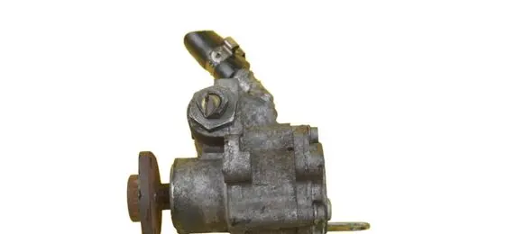 BMW 3 E90 E91 Power steering pump 6788838 N47D20C