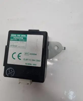 Toyota RAV 4 (XA20) Door central lock control unit/module 8974142151