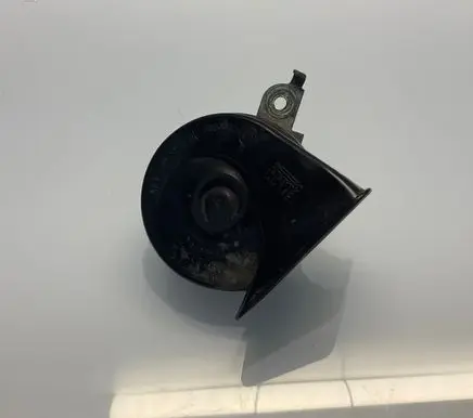 Mercedes-Benz E W211 Horn signal A0065420120 0065420120