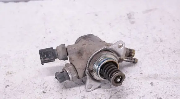 Audi Q5 SQ5 Fuel injection high pressure pump 07L127026AB 06E906051K HFS034103F