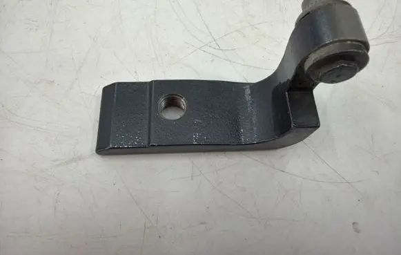BMW 3 G20 G21 Front door upper hinge 7246066