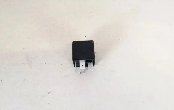 Volkswagen Fox Other relay 377937503a v23134-b52-x363