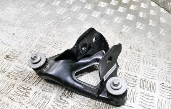 Tesla Model 3 Engine mounting bracket 1110233-00-C