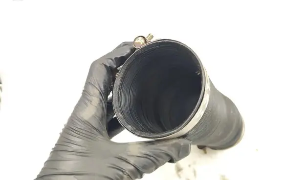 Alfa Romeo Giulietta Air intake hose/pipe