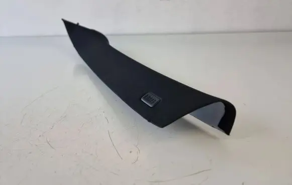 BMW X5 E70 (A) pillar trim 7129749