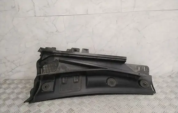 Mercedes-Benz EQE x294 Wiper trim A2968307300