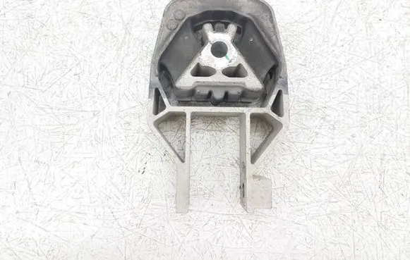 Ford Escape III Engine mount bracket AV616P082 AV616P082CA C520