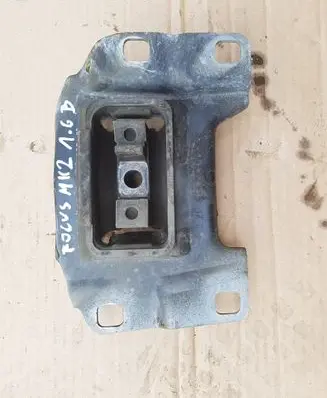 Ford Focus Engine mount vacuum valve 