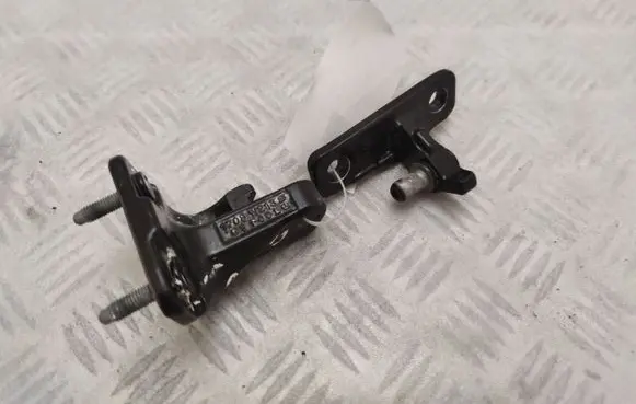 Mercedes-Benz CLS C257 Rear door upper hinge
