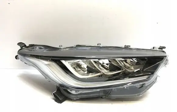 Toyota Yaris XP210 Headlight/headlamp L1513X