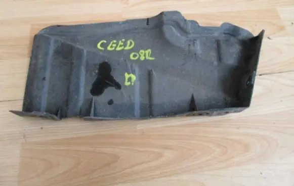 KIA Ceed Air filter box cover 