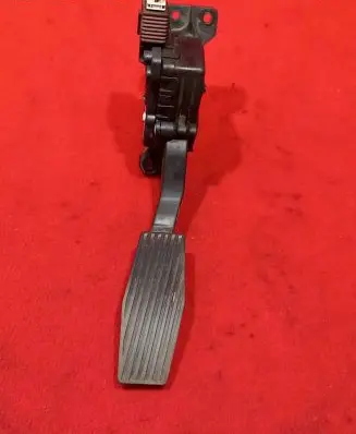 Opel Signum Accelerator throttle pedal 9186724 6PV00832200