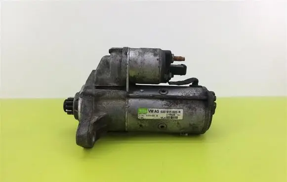 Volkswagen Golf IV Starter motor 020911023R