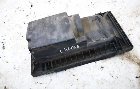 Dodge Caliber Air filter box 04891820ab