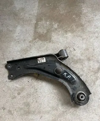 Opel Astra L Front lower control arm/wishbone