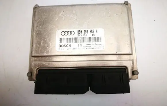 Audi A4 S4 B6 8E 8H Engine control unit/module 8E0909557A