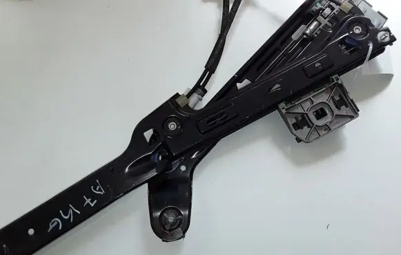 Audi A7 S7 4G Rear window lifting mechanism without motor 916644104