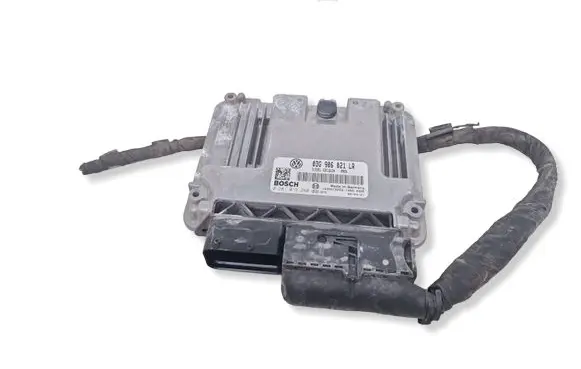Volkswagen PASSAT B6 Engine control unit/module 03G906021LR