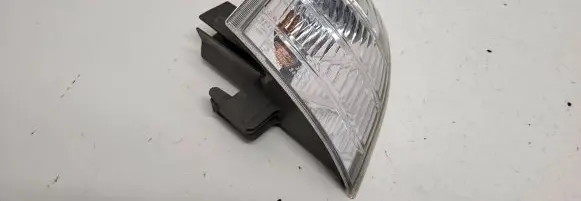 Nissan X-Trail T30 Front indicator light 12V21W