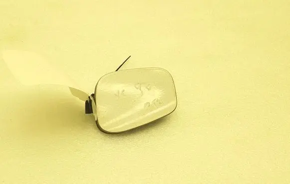 Volvo XC40 Front tow hook cap/cover 31690934