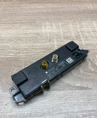 Audi A4 S4 B8 8K Aerial antenna amplifier 8K5035225AA 7617310173