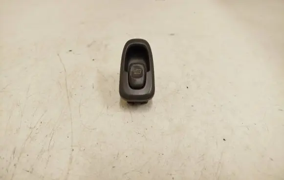 Volvo S70 V70 V70 XC Electric window control switch K61N