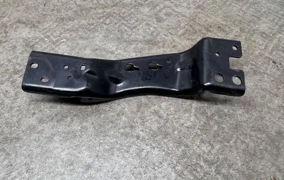 BMW iX2 (U10) Radiator support slam panel bracket 8737259