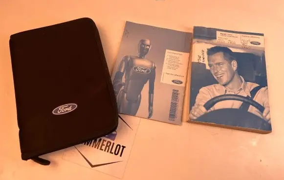 Ford Grand C-MAX Owners service history hand book 