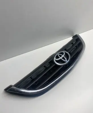 Toyota Avensis T220 Front grill 5311105040A 3780