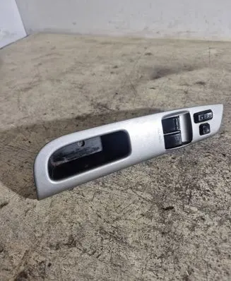 Toyota Corolla Verso E121 Electric window control switch 54035096 8480202291B0 17062003