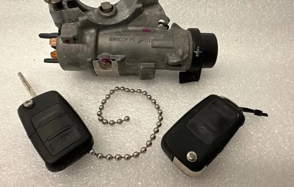 Volkswagen PASSAT B5.5 Ignition lock contact 4B0905851FHF2 4B0905851F