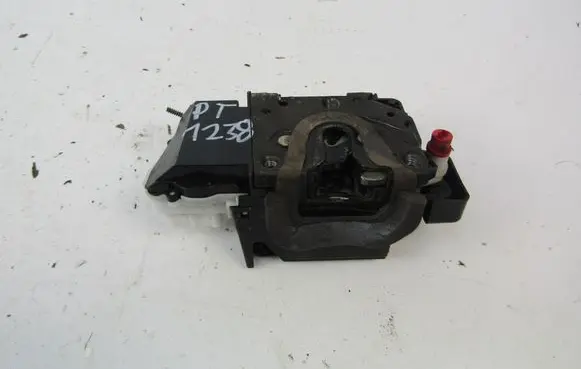 Peugeot 607 Rear door lock 