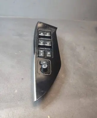 Subaru Forester SJ Electric window control switch 83071SG090 83061FJ000