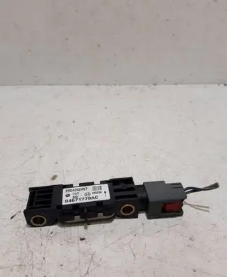 Chrysler Voyager Airbag deployment crash/impact sensor 04671779AC 190206 2954202457