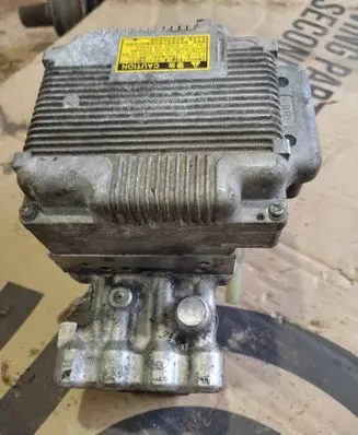 Toyota Prius (XW30) ABS Pump 4720047030 4721047200