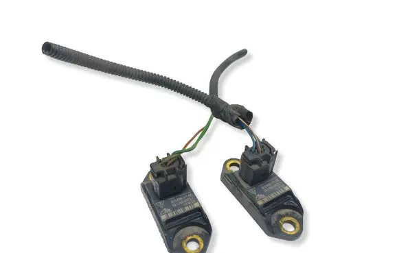 Porsche Panamera (970) Airbag deployment crash/impact sensor 97060611100 15179200731