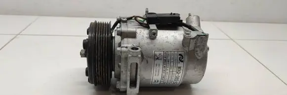 Peugeot 208 Air conditioning (A/C) compressor (pump) 9827596080 1909030A0121