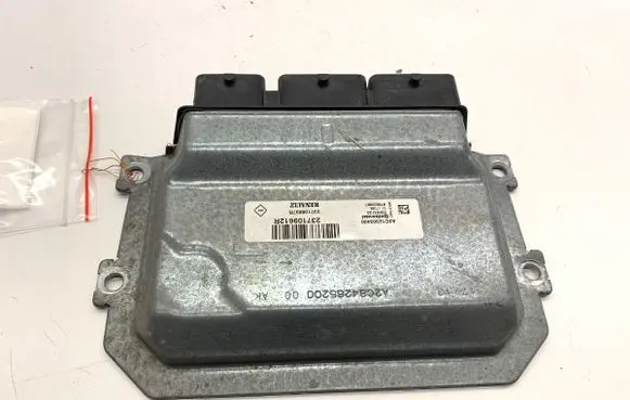 Dacia Sandero Engine control unit/module ECU 237109612R