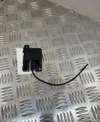 BMW X5 E70 Bluetooth antenna 6928461 1010608 921800002