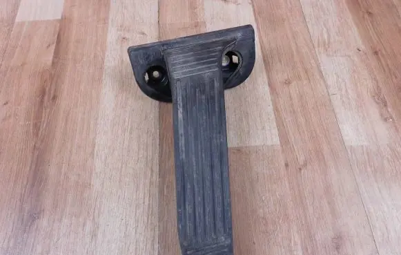 Toyota RAV 4 (XA50) Accelerator throttle pedal 7810133060