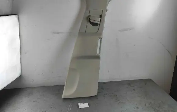 Volvo XC90 (B) pillar trim (top) 31651534