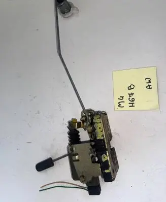 Peugeot 206 Front door lock 8168731