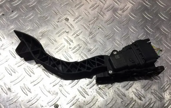 Ford Focus Accelerator throttle pedal 4m519f836bh 6pv00864103
