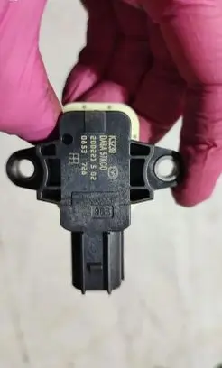 Mazda 2 Airbag deployment crash/impact sensor DA8A57KC0