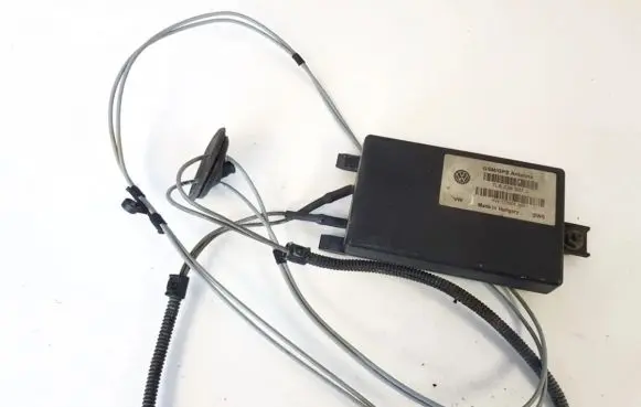 Volkswagen Touareg I Antenna control unit 7l6035507j kw1720053087