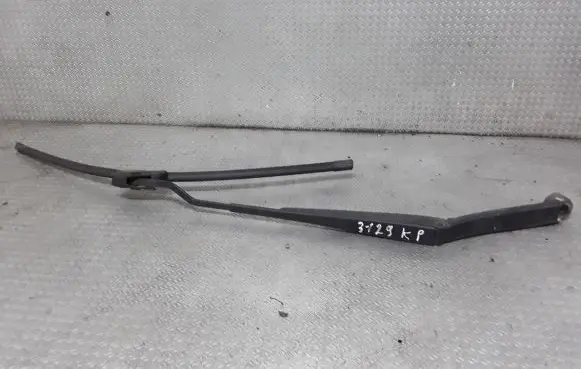Mitsubishi Grandis Windshield/front glass wiper blade 