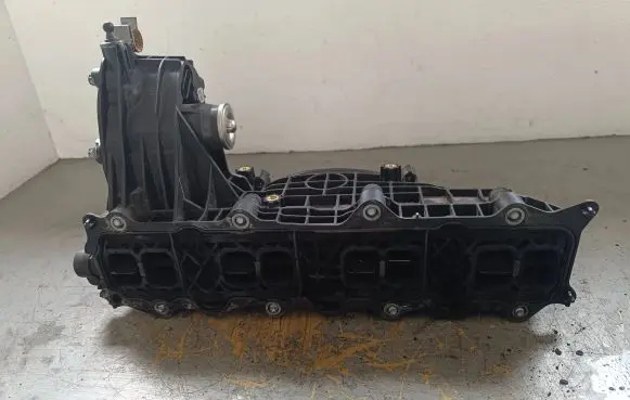 Mercedes-Benz E W212 Intake manifold A6510900037
