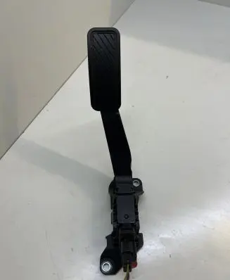 Ford Fiesta Accelerator throttle pedal H1BC9F836A1D 10062019 6PV01255004