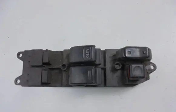 Toyota Avensis Verso Electric window control switch